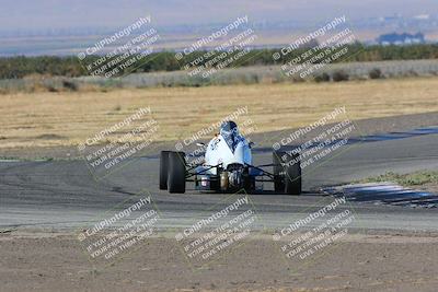 media/Oct-15-2023-CalClub SCCA (Sun) [[64237f672e]]/Group 5/Qualifying/